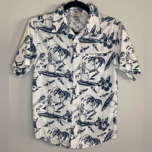 Old Navy Men’s Size Large Surfing Skeleton Tropical Hawaiian Guitar Beach